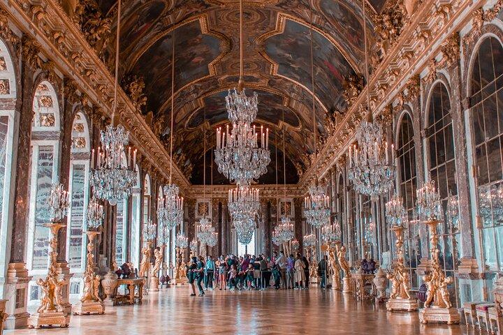 Versailles Palace Skip-the-line Classic Guided Tour image